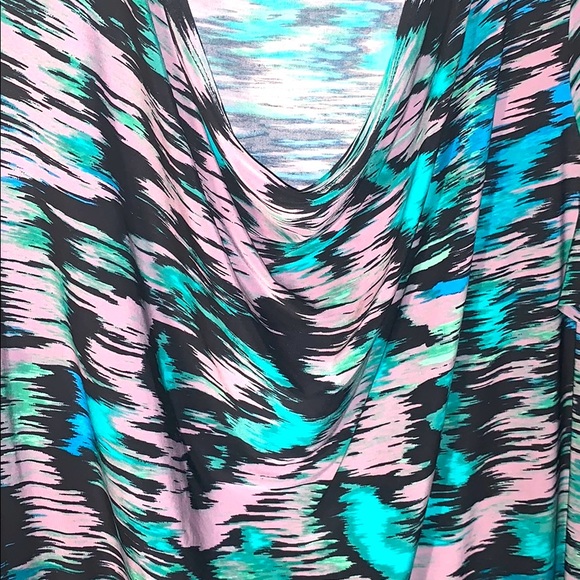 The Limited Short Sleeve Blouse - Picture 4 of 5